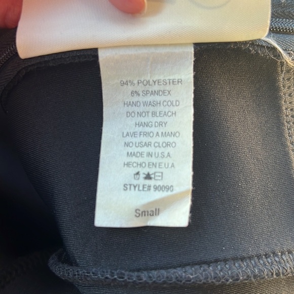 Aarón Vick dress Size: S Color : Black lace top mermaid dress. Stretchy fabric - Picture 6 of 8